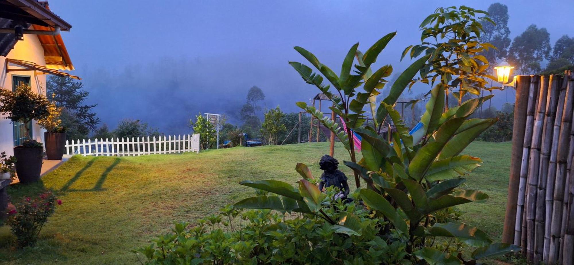 Sitio Juara Bed & Breakfast Santa Teresa  Exterior photo